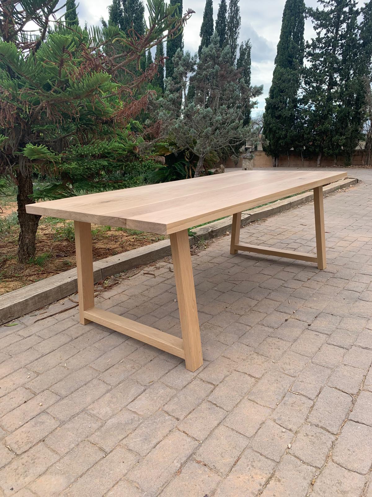 Mesa Genova